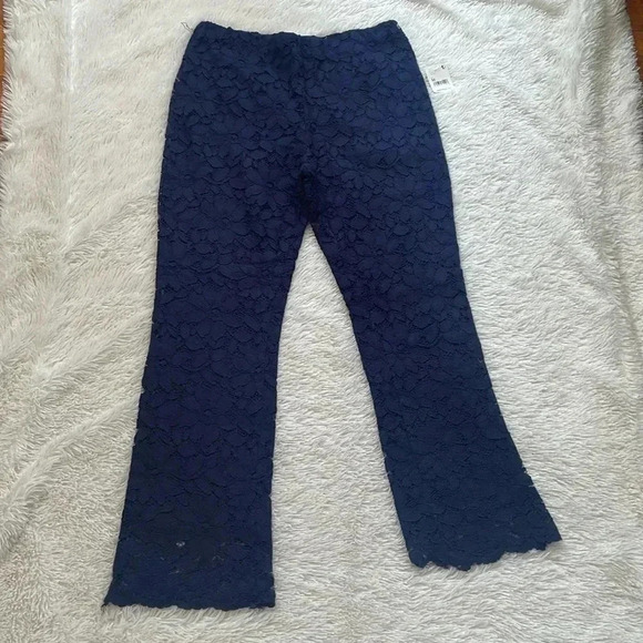Free People wild laces pull on crop flare pants size M - Picture 3 of 16